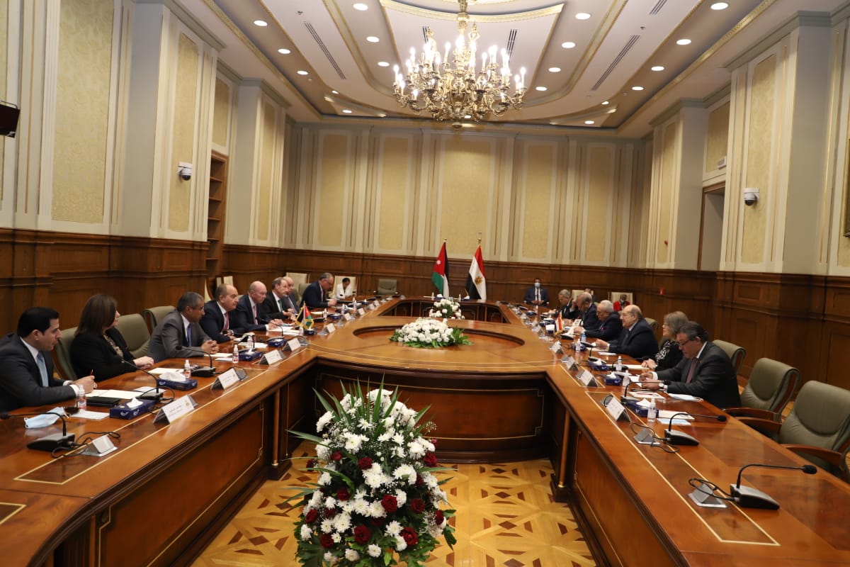 رئيس مجلسالشيوخ  يلتقي رئيس مجلس الأعيان الأردني  (1)