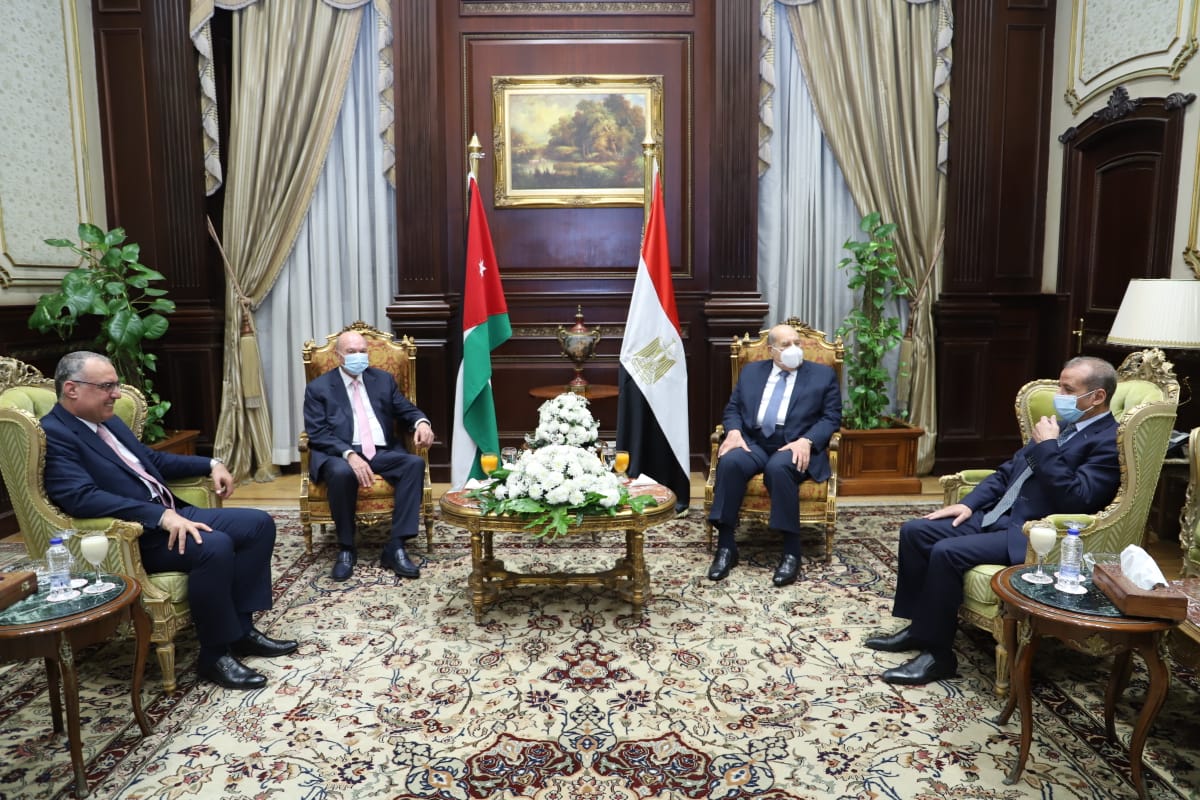 رئيس مجلسالشيوخ  يلتقي رئيس مجلس الأعيان الأردني  (8)