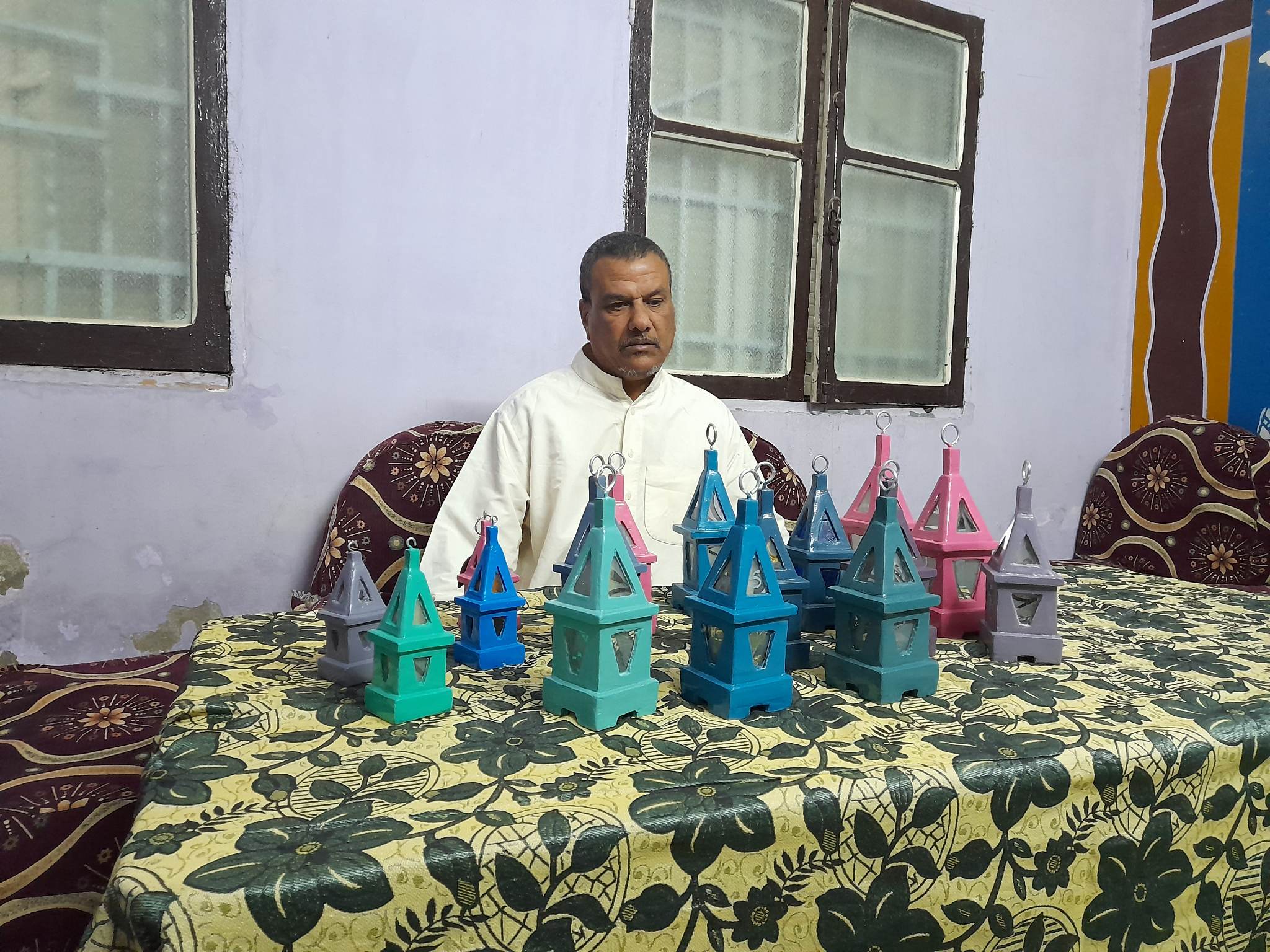 عاطف محمد وصناعة الفوانيس بقنا