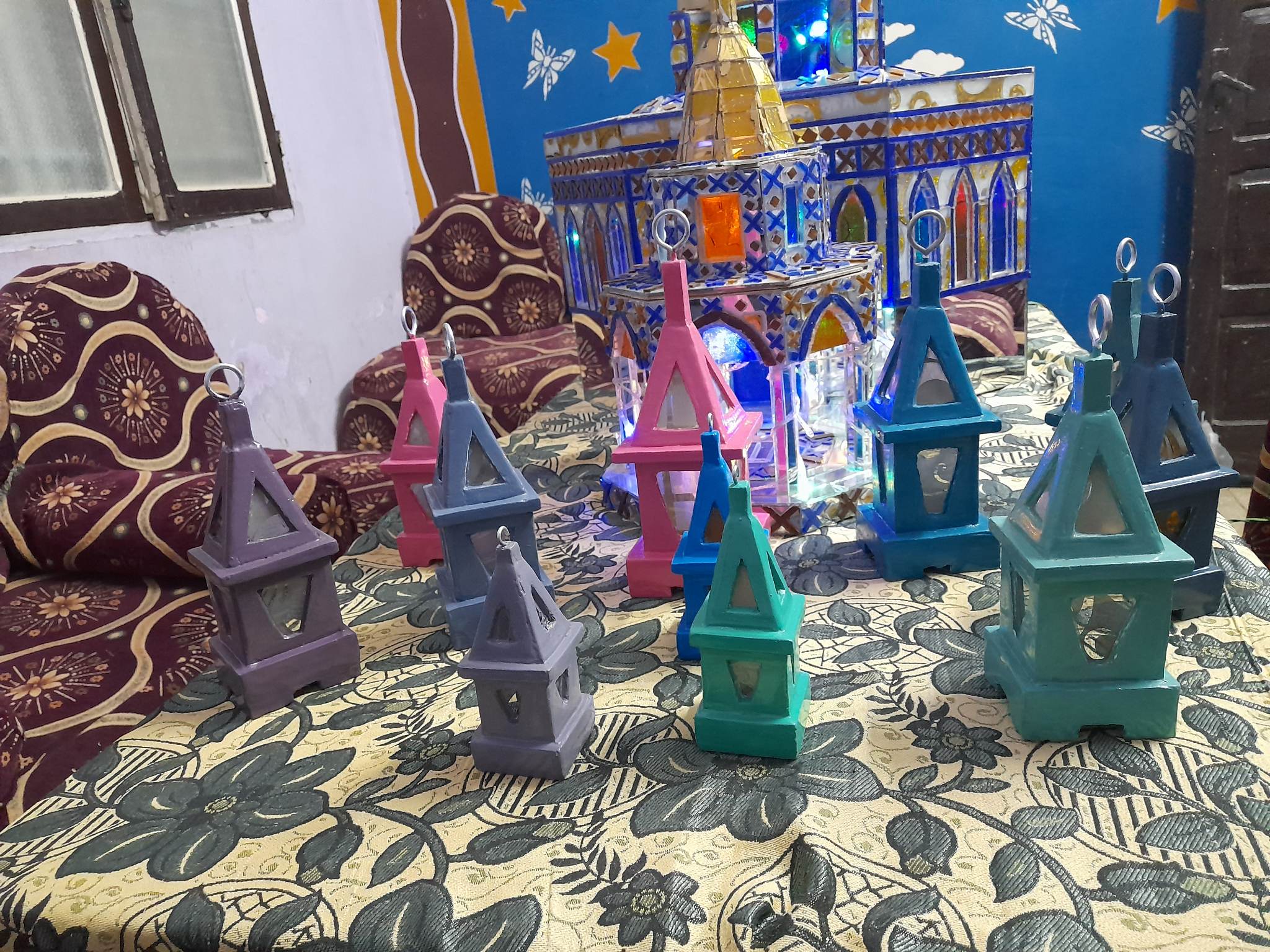 صناعة فوانيس من بواقي الخشب