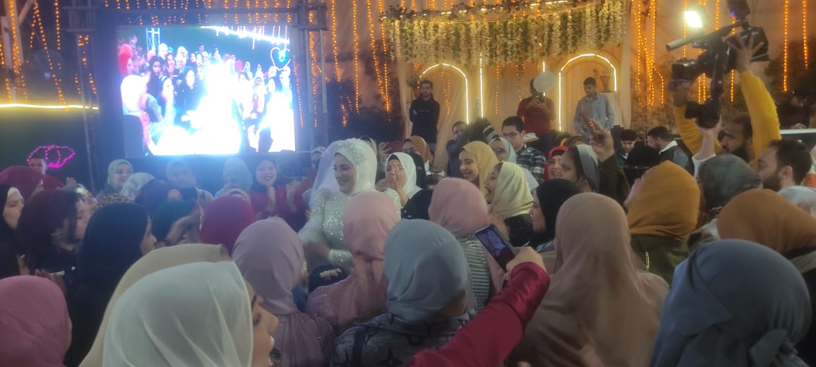 أهالى الباجور بالمنوفية يشاركون عروسين من دار أيتام (2)