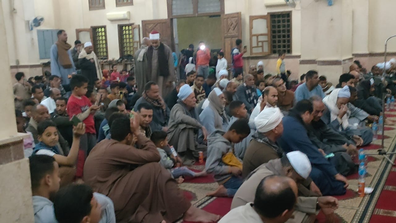 جموع المواطنين جموع المواطنين