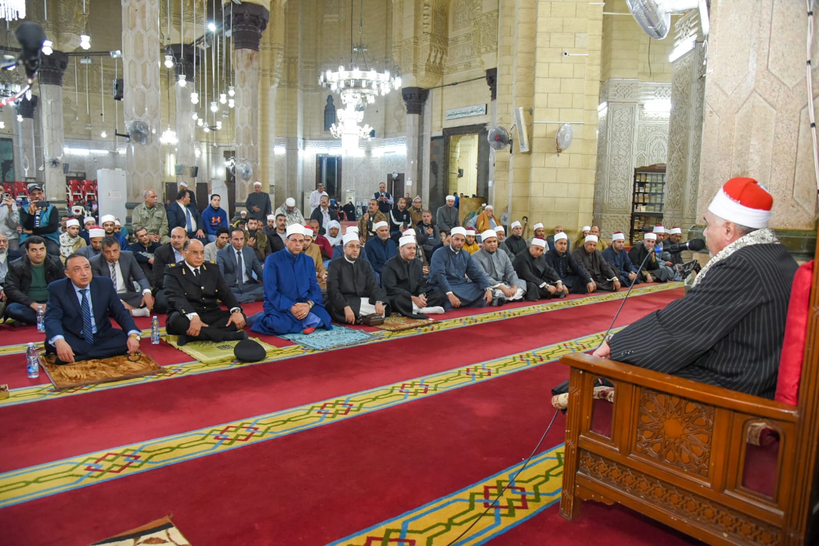 الاحتفال بليلة النصف من شعبان بمسجد المرسى أبو العباس (2)