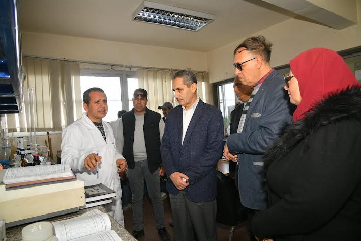 محافظ الغربية يتفقد قرى السنطة لمتابعة انتظام العمل في القطاعات المختلفة (1)