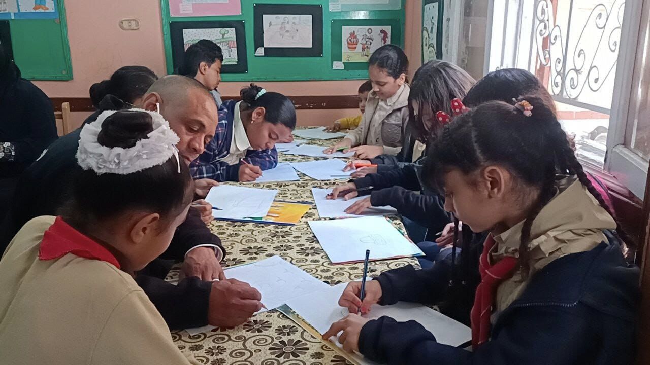 ورش لدعم الأطفال بقرى حياة كريمة بالأقصر ورش لدعم الأطفال بقرى حياة كريمة بالأقصر