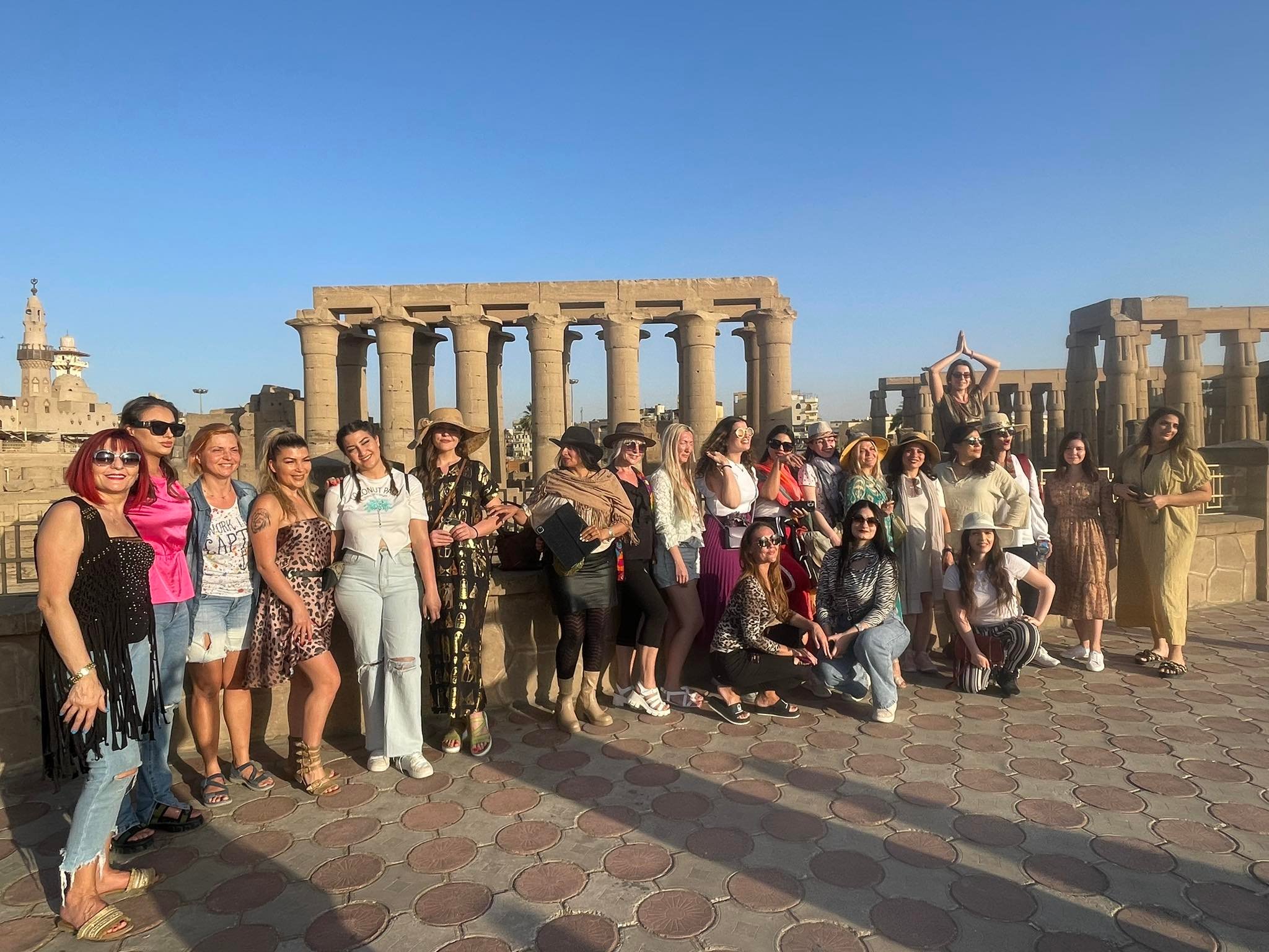 منتدى المرأة العالمي للفنون (2)