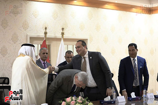 توقيع اتفاقية تعاون بين اتحاد المستشفيات العربية والهيئة المصرية للشراء الموحد  (10)