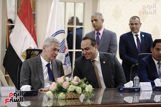 توقيع اتفاقية تعاون بين اتحاد المستشفيات العربية والهيئة المصرية للشراء الموحد  (3)
