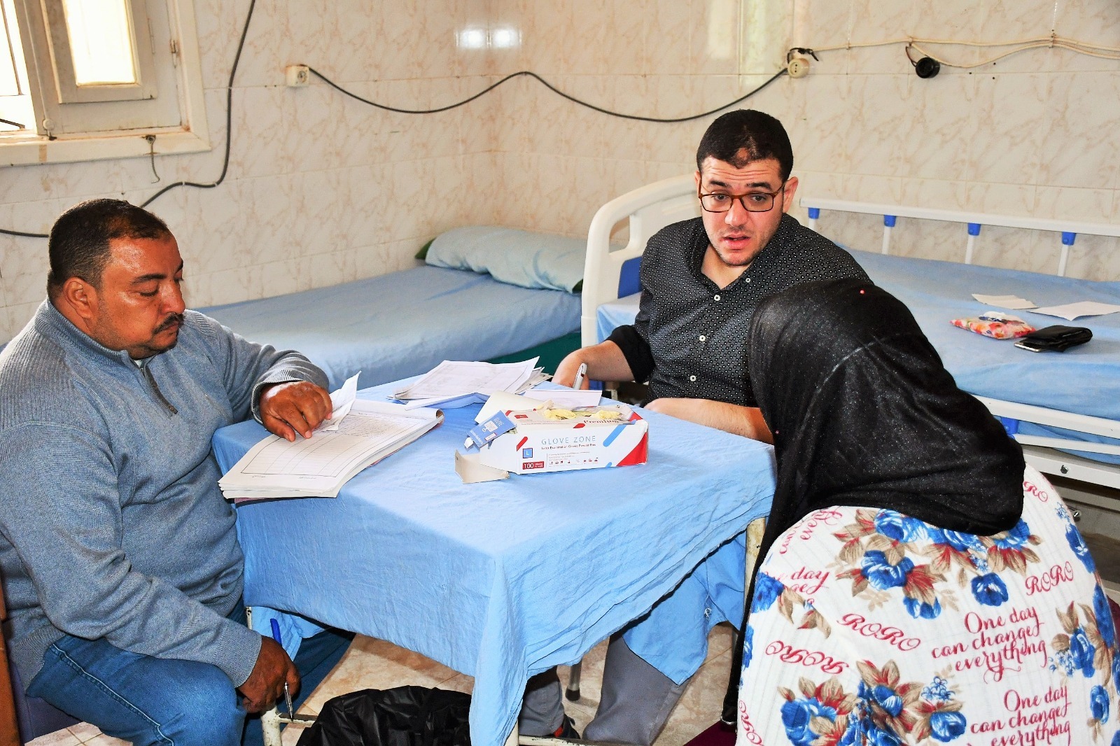 جانب من توقيع الكشف الطبي