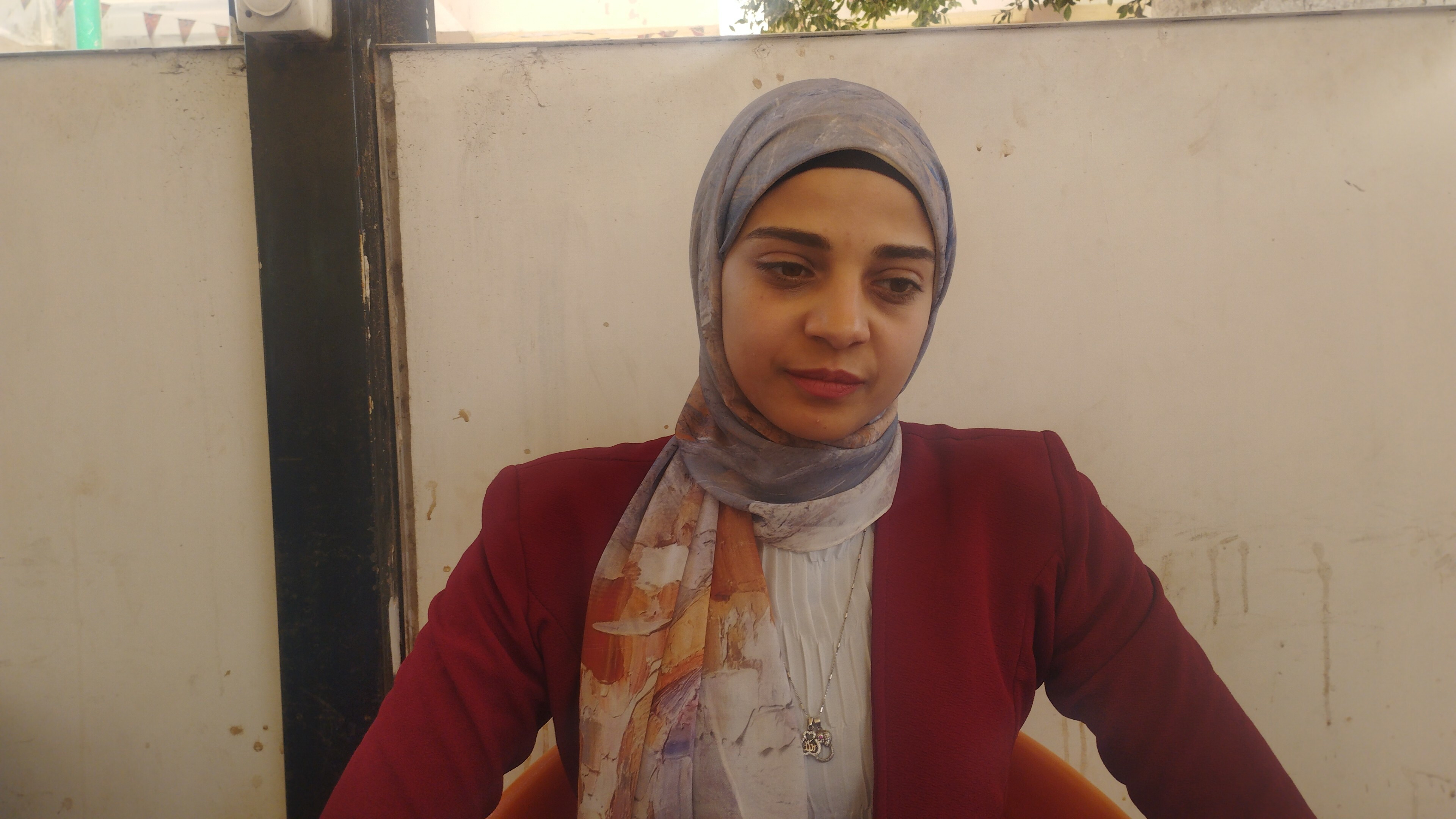 أمانى عملت البسكويت من النباتات الطبية والعطرية بالمنيا (2)