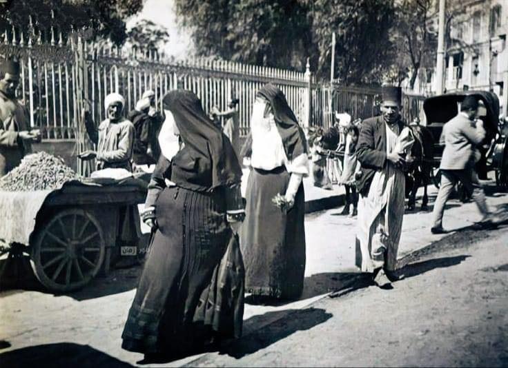 سور الأزبكية بالقاهرة - مصر - عام ١٩٣٦.