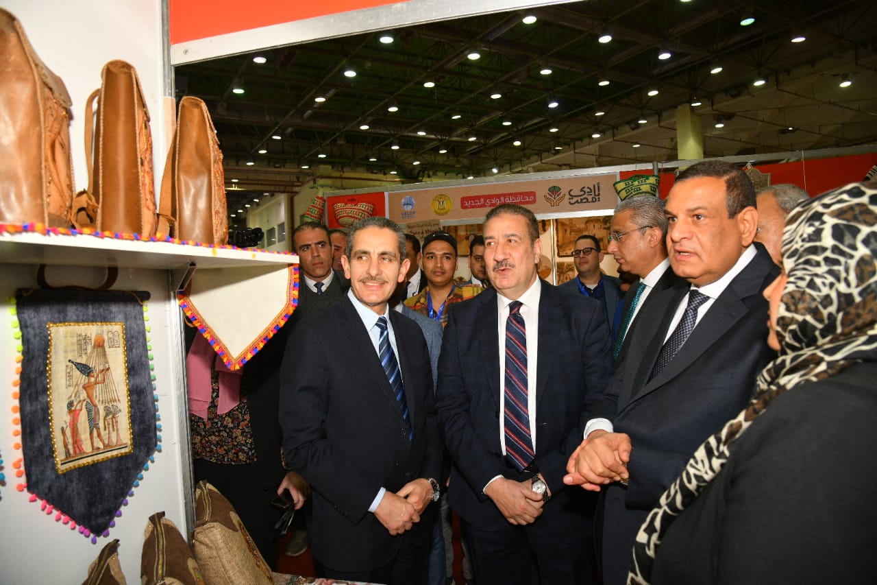 الغربية تشارك فى معرض أيادى مصر للصناعات اليدوية  (6)