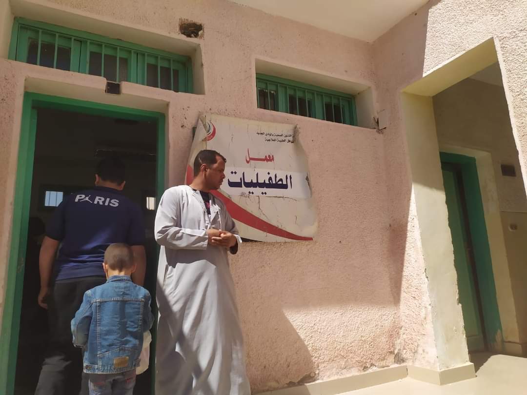 جانب من القوافل الطبية لمبادرة حياة كريمة (2)