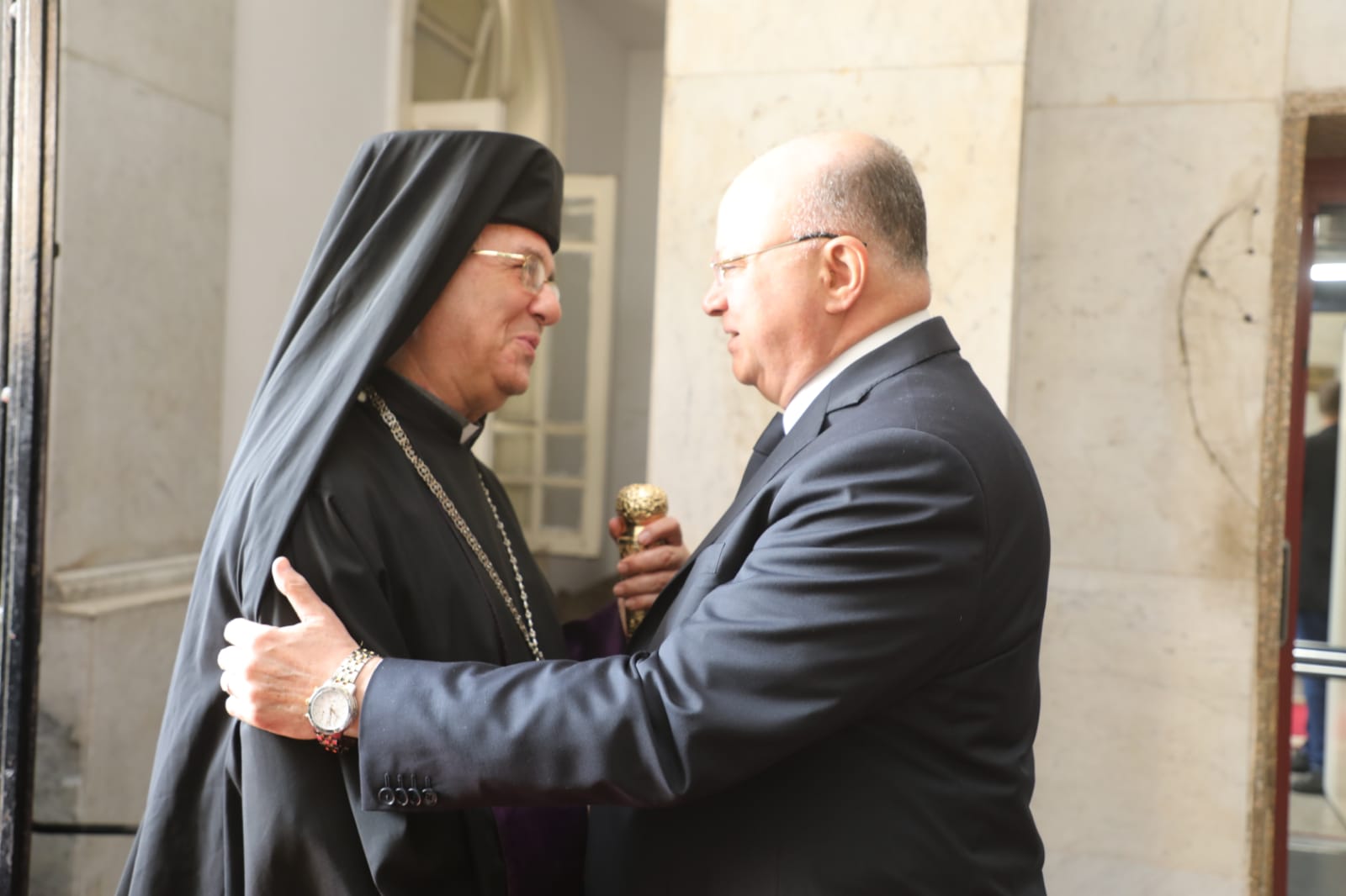 محافظ القاهرة يستقبل وفد بطريركية الأرمن الكاثوليك 1