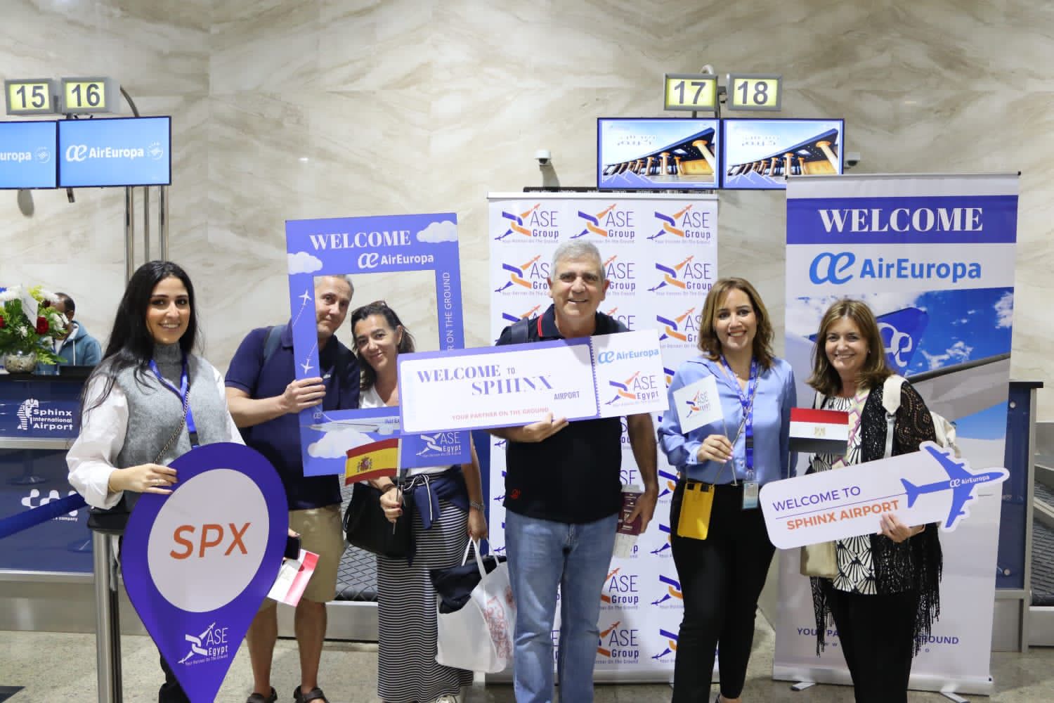 مطار سفنكس الدولي يستقبل أولى رحلات إير أوروبا الإسبانية     (11)