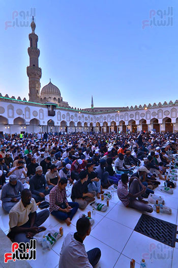 إفطار جماعى بالجامع الأزهر (1)