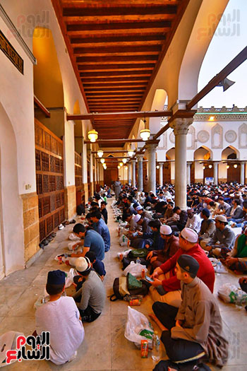 إفطار جماعى بالجامع الأزهر (12)
