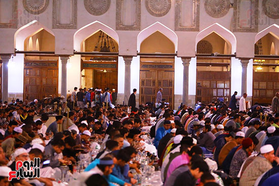 إفطار جماعى بالجامع الأزهر (28)