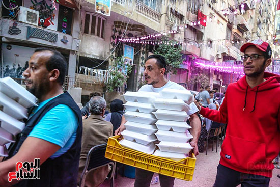 أطول مائدة رمضانية بمصر (25)