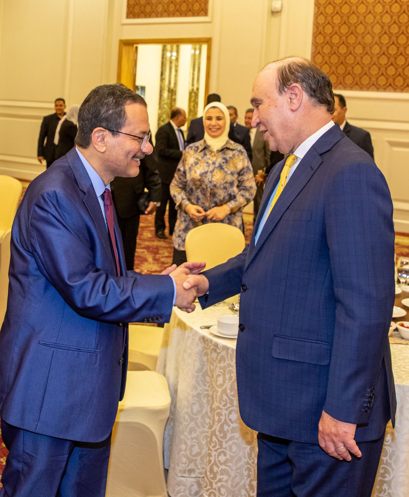 الفريق مهاب مميش والدكتور أحمد درويش (2)