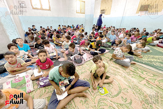 كُتاب-الشيخ-تميم-بالبر-الغربي-يضم-400-طفل