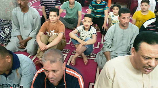 تكبيرات-عيد-الفطر-المبارك-بمساجد-سوهاج-(2)