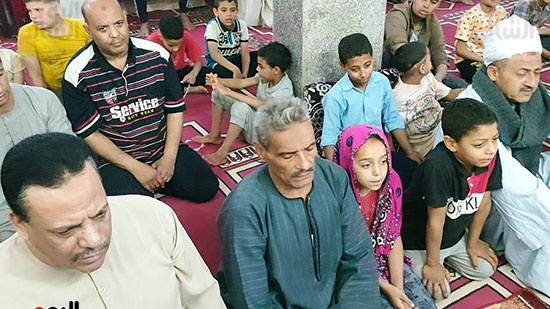 تكبيرات-عيد-الفطر-المبارك-بمساجد-سوهاج-(19)