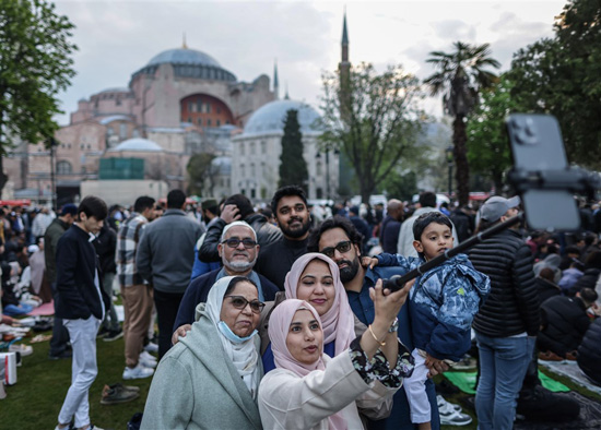 صلاة العيد فى تركيا (4)