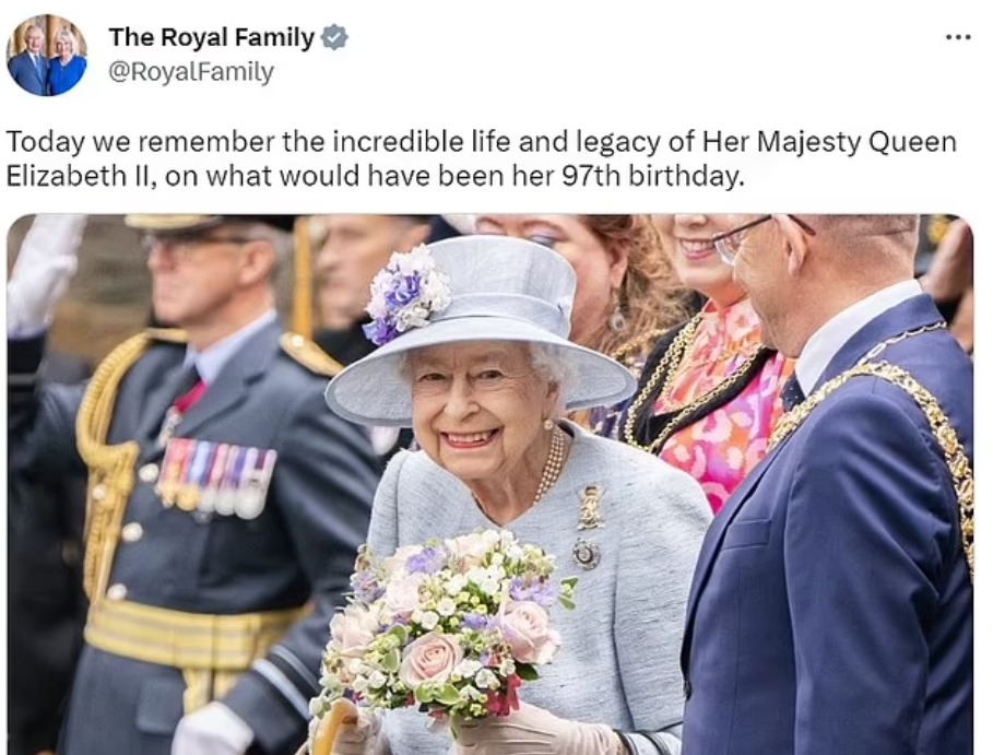 حساب العائلة المالكة