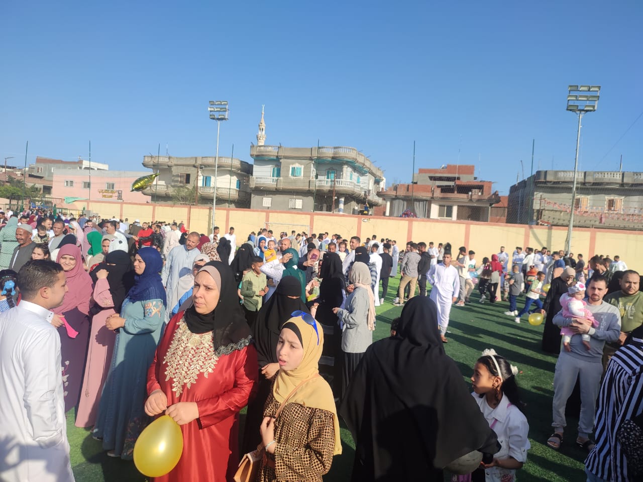 انطلاق مبادرة العيد أحلى فى مراكز شباب البحيرة (3)