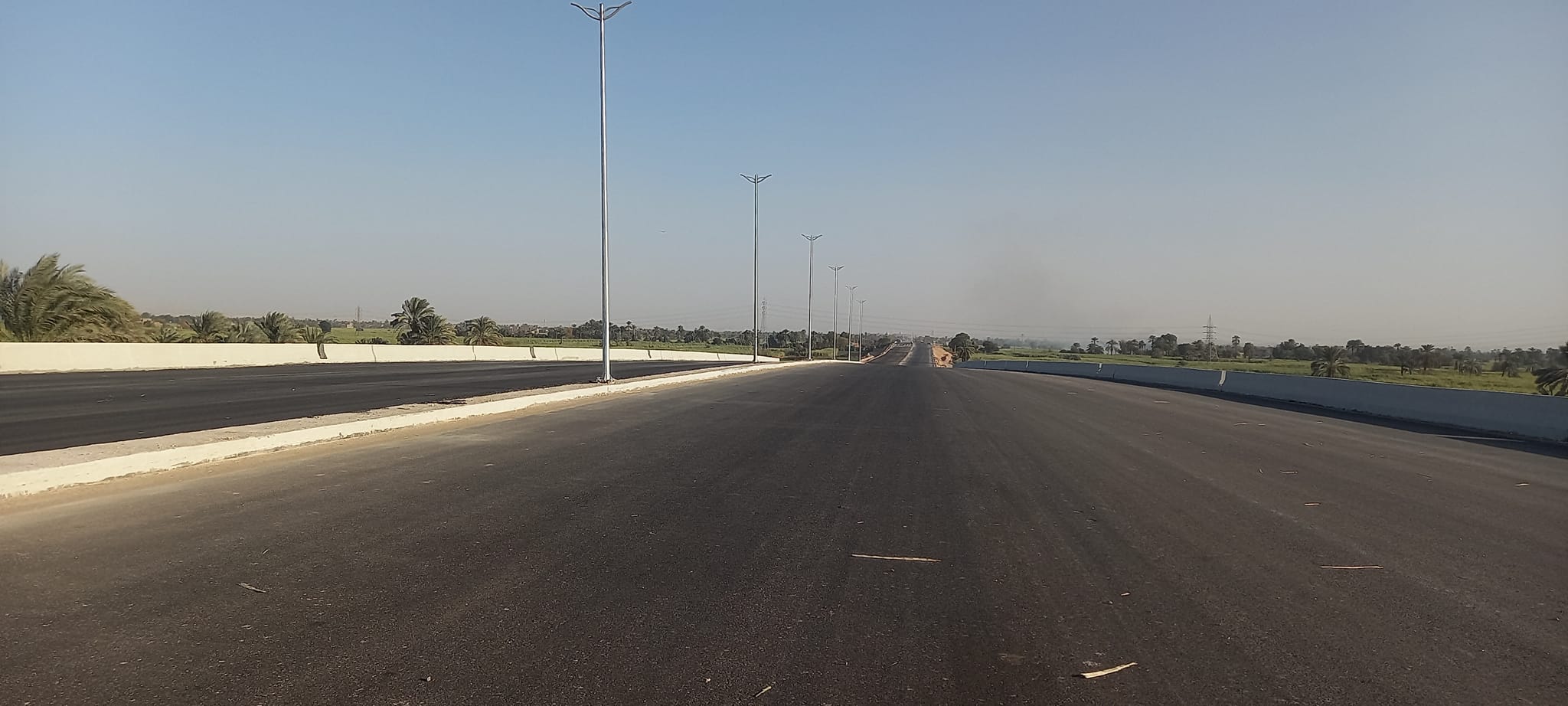 ربط المحور بالصحراوى الشرقى والغربي