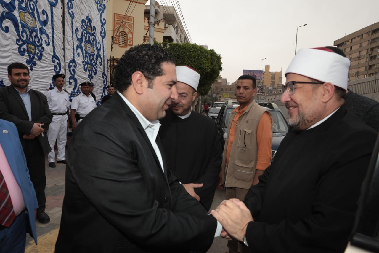 بلال حبش نائب المحافظ يستقبل وزير الأوقاف
