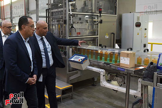 رئيس الوزراء يتفقد مصنع لوريال القاهرة المتخصص فى إنتاج مستحضرات التجميل (5)