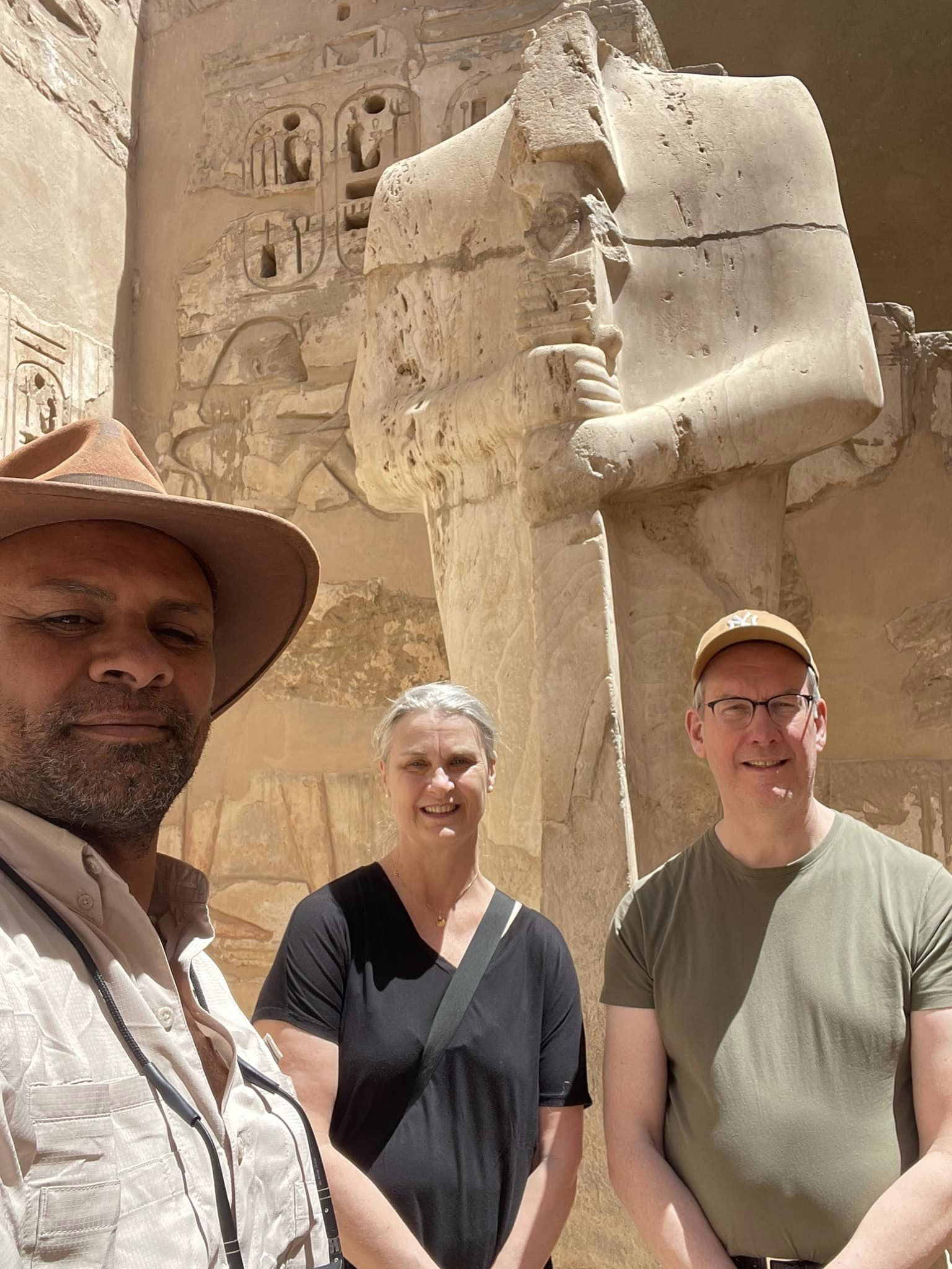 سفير السويد فى مصر فى جولة سياحية بمعابد ومقابر الحضارة المصرية