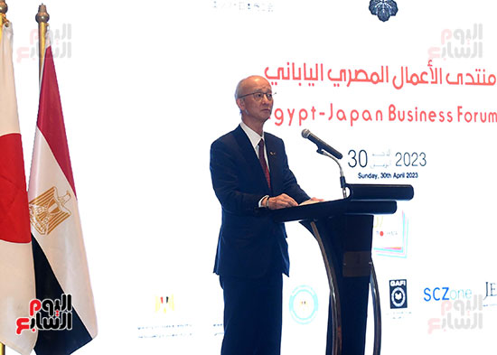 رئيسا الوزراء المصري والياباني يترأسان مُنتدى رجال الأعمال بالبلدين  (10)