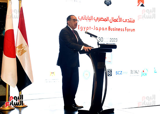 رئيسا الوزراء المصري والياباني يترأسان مُنتدى رجال الأعمال بالبلدين  (13)