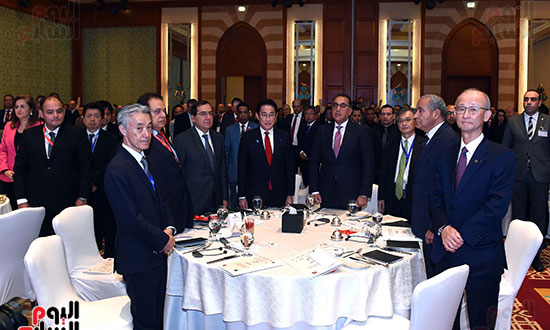 رئيسا الوزراء المصري والياباني يترأسان مُنتدى رجال الأعمال بالبلدين  (6)