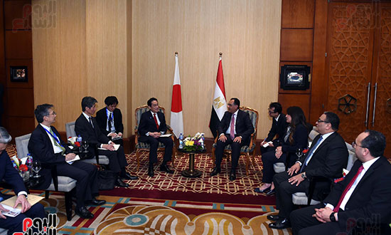 رئيسا الوزراء المصري والياباني يترأسان مُنتدى رجال الأعمال بالبلدين 