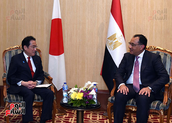 رئيسا الوزراء المصري والياباني يترأسان مُنتدى رجال الأعمال بالبلدين   (1)