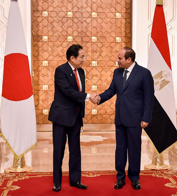 الرئيس السيسي والرئيس الياباني (1)