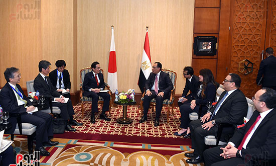 رئيسا الوزراء المصري والياباني يترأسان مُنتدى رجال الأعمال بالبلدين  (3)