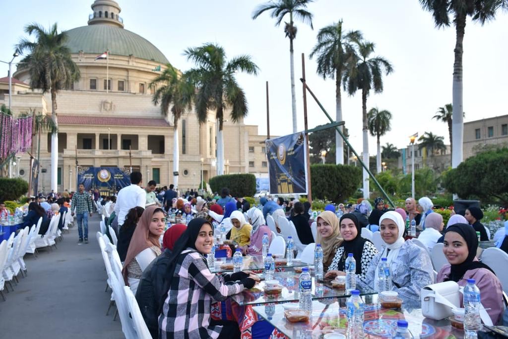 طلاب من أجل مصر ينظمون حفل إفطار جماعي