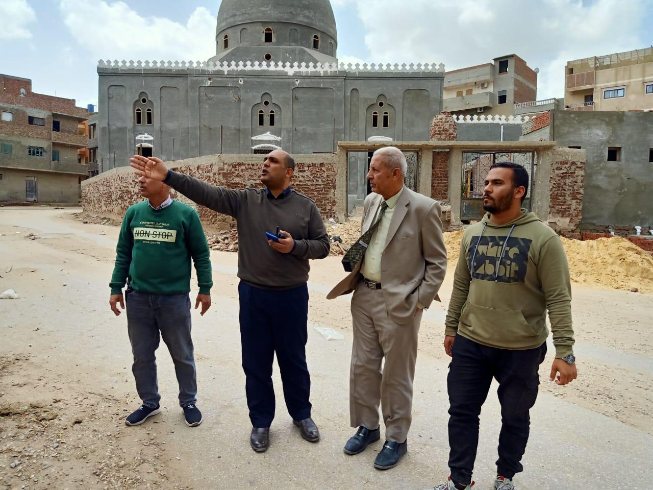 رئيس مدينة بيلا يتابع اعمال ترميم مسجد ابو غنام