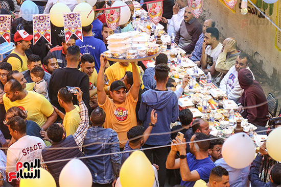 أطول مائدة إفطار في مصر (5)
