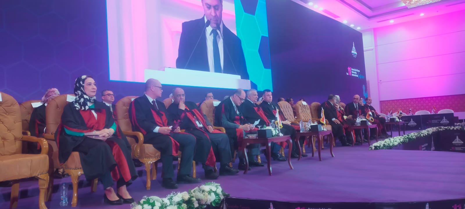 رئيس جامعة عين شمس يفتتح المؤتمر الدولى السنوى الـ11 للجامعة (1)