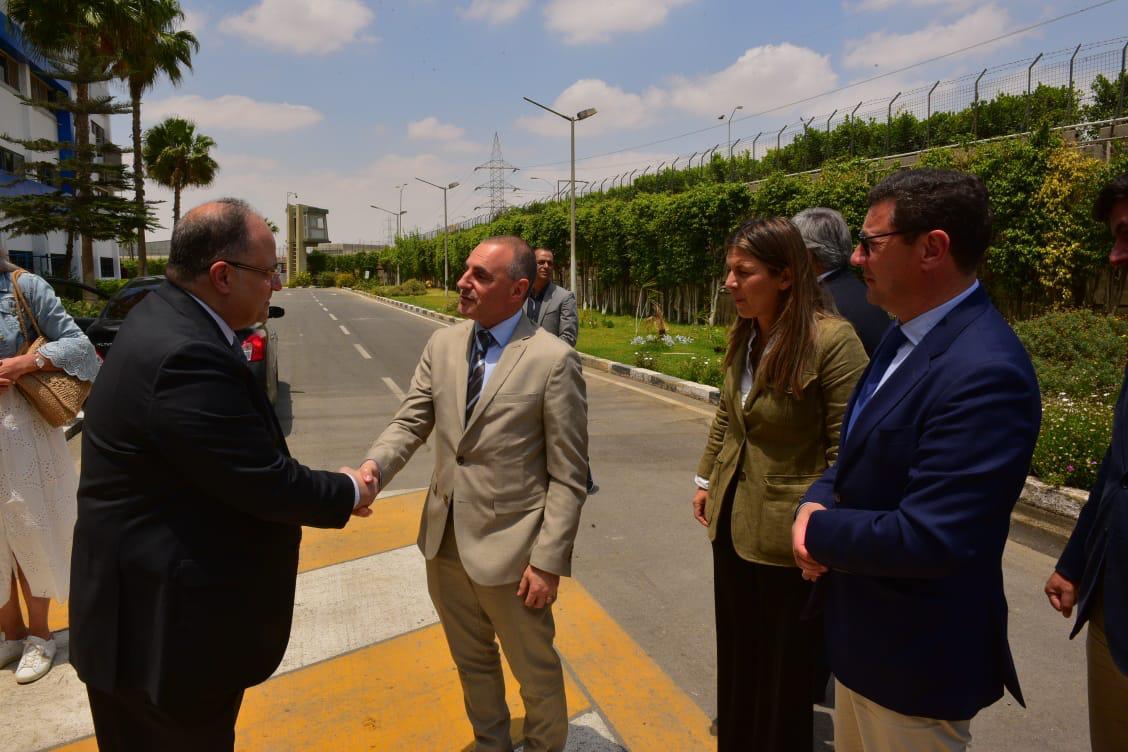 وزير الصحة البرتغالى يزور مصانع الأورام والأنسولين والبيلوجيكال فى مصر (1)