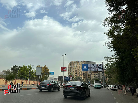 سحب كثيفة فى مناطق محافظة الجيزة (3)