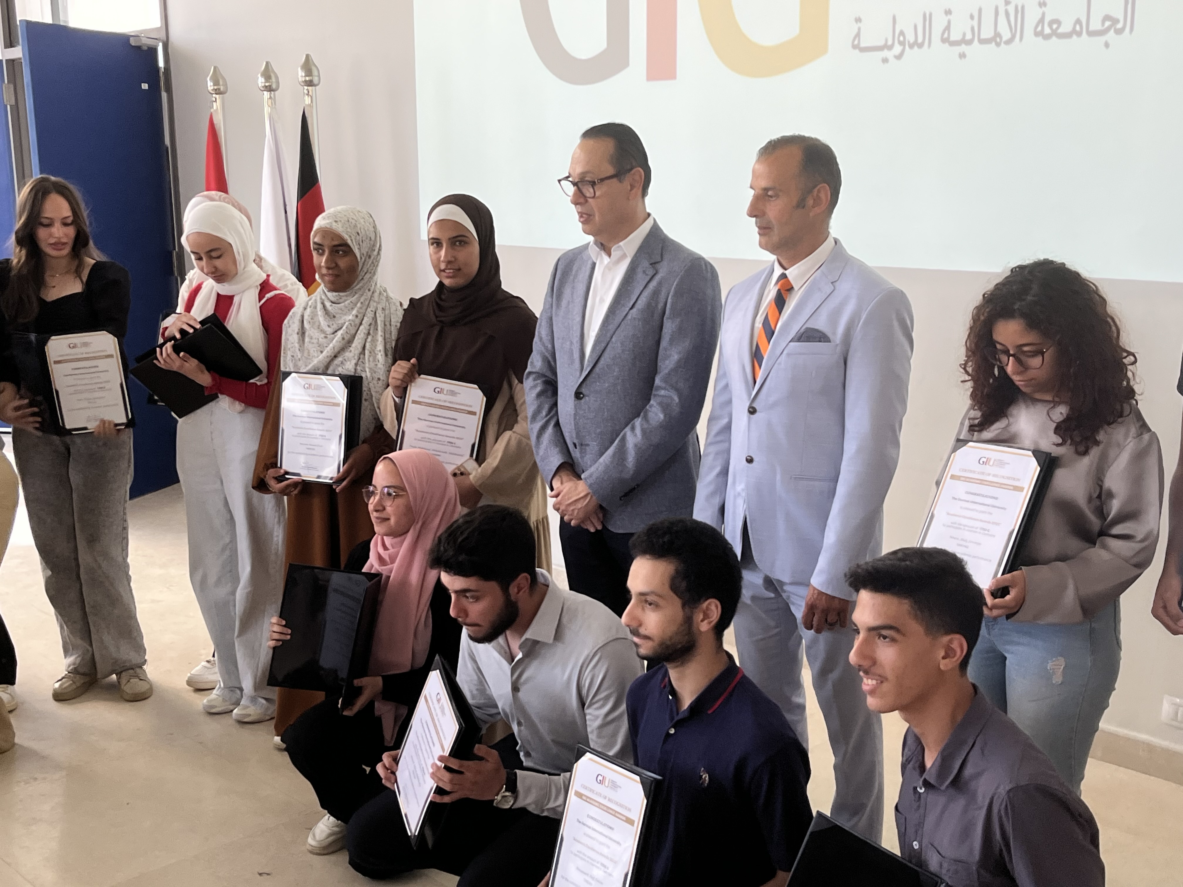 تكريم طلاب الجامعة الالمانية