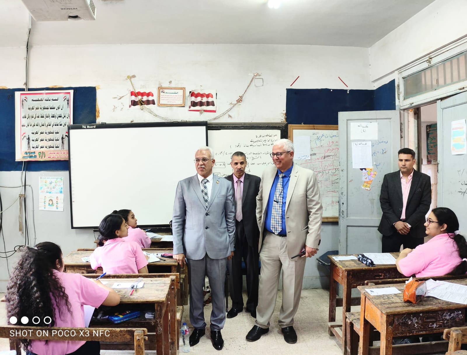 مدير تعليم القاهرة يتفقد لجان الامتحانات (3)