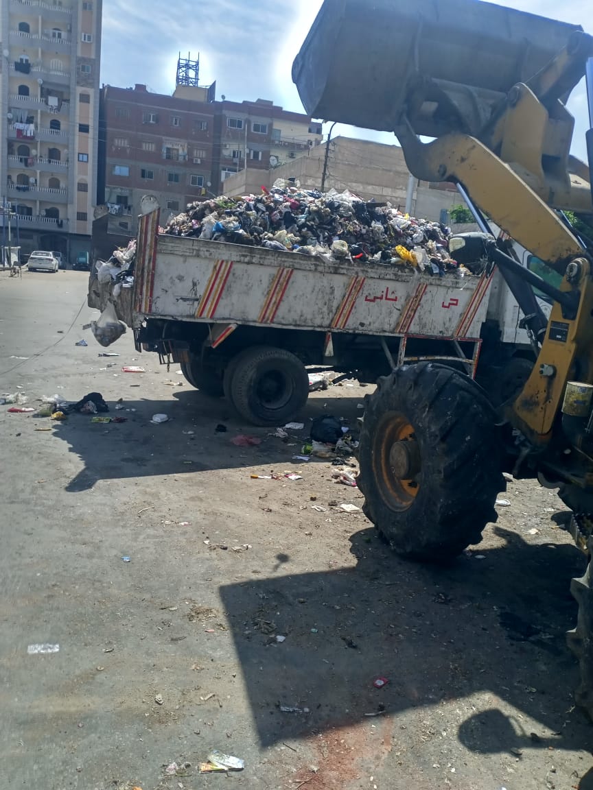  رفع المخلفات والقمامة وتطهير الصناديق (2)